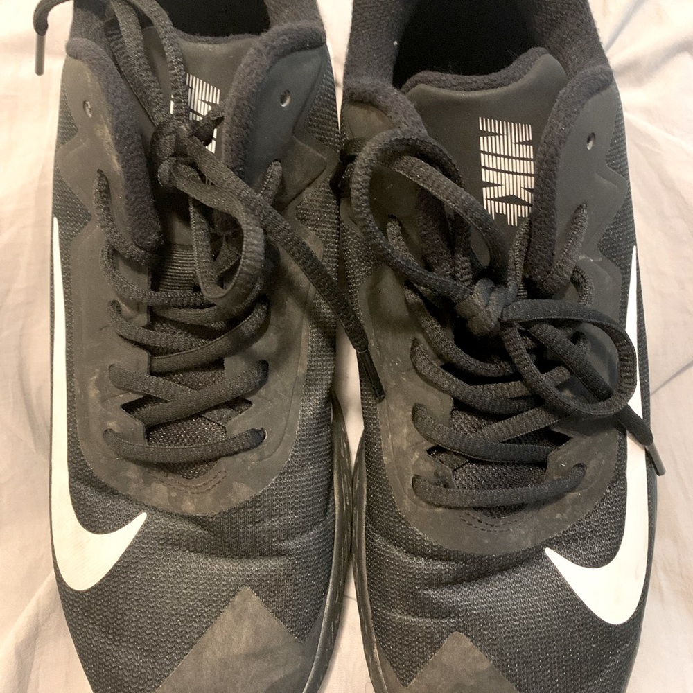 Men’s Nike basketball sneakers